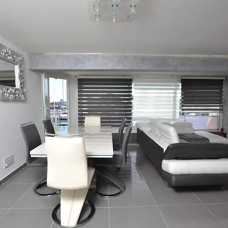 La Marina Du Semaphore 2 Tatil Evi *